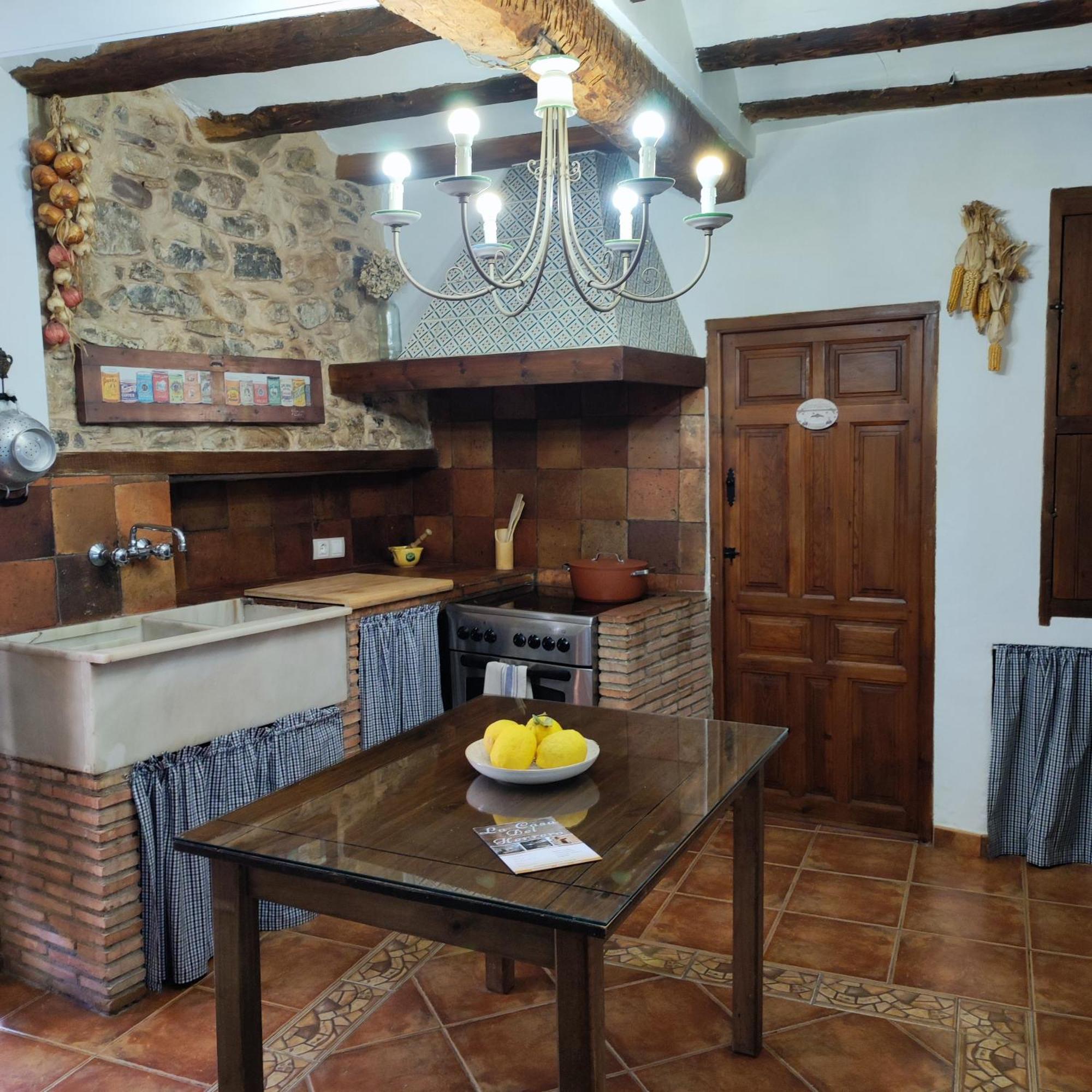Villa Alcoba Con Patio Del Siglo XIX Villanueva de Viver Exterior foto